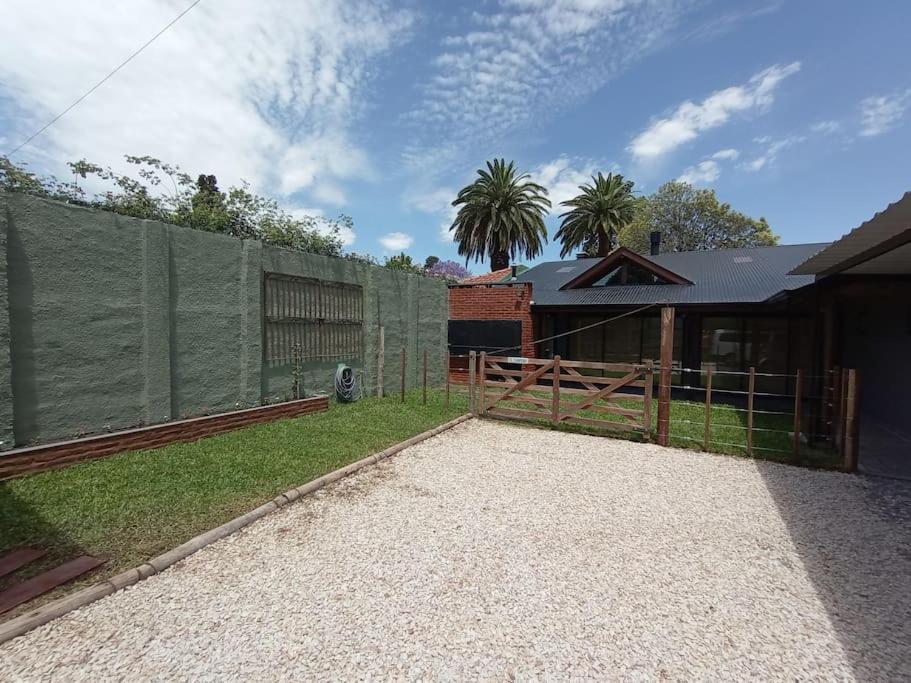 Luis GuillonEscala Ezeiza Loft Con Desayunoアパートメント エクステリア 写真