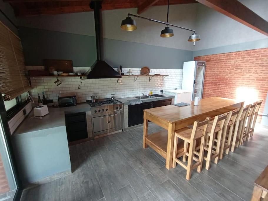 Luis GuillonEscala Ezeiza Loft Con Desayunoアパートメント エクステリア 写真