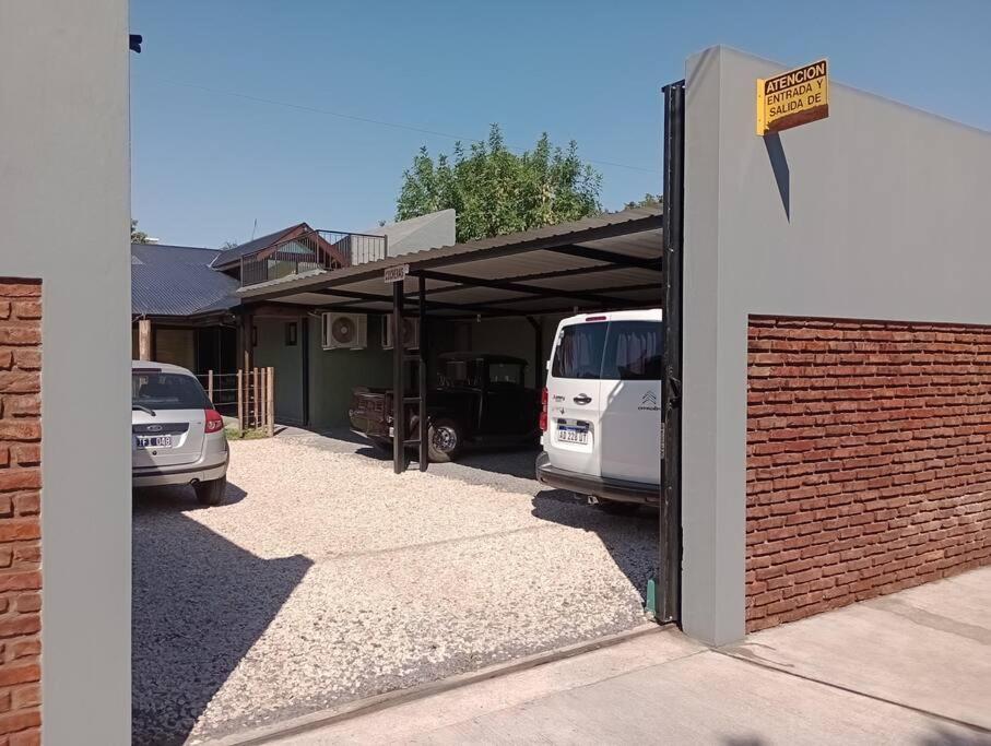 Luis GuillonEscala Ezeiza Loft Con Desayunoアパートメント エクステリア 写真