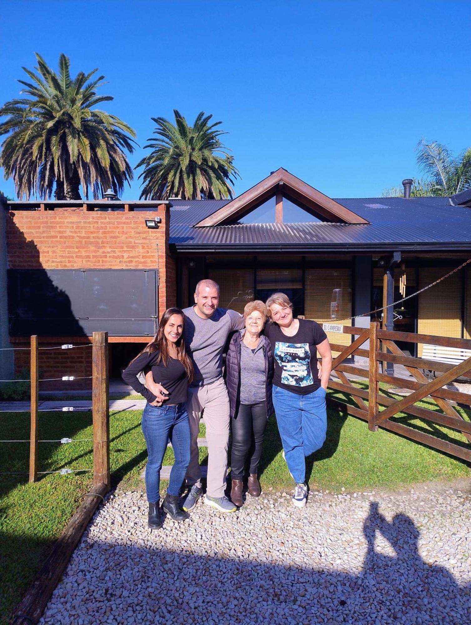 Luis GuillonEscala Ezeiza Loft Con Desayunoアパートメント エクステリア 写真
