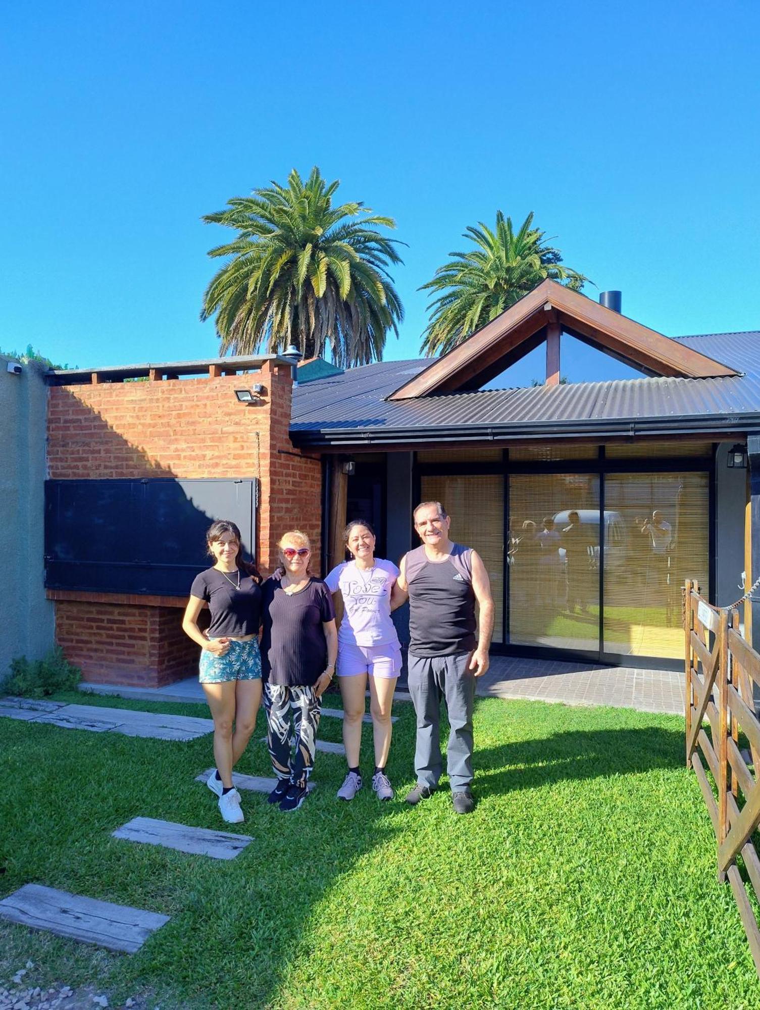 Luis GuillonEscala Ezeiza Loft Con Desayunoアパートメント エクステリア 写真