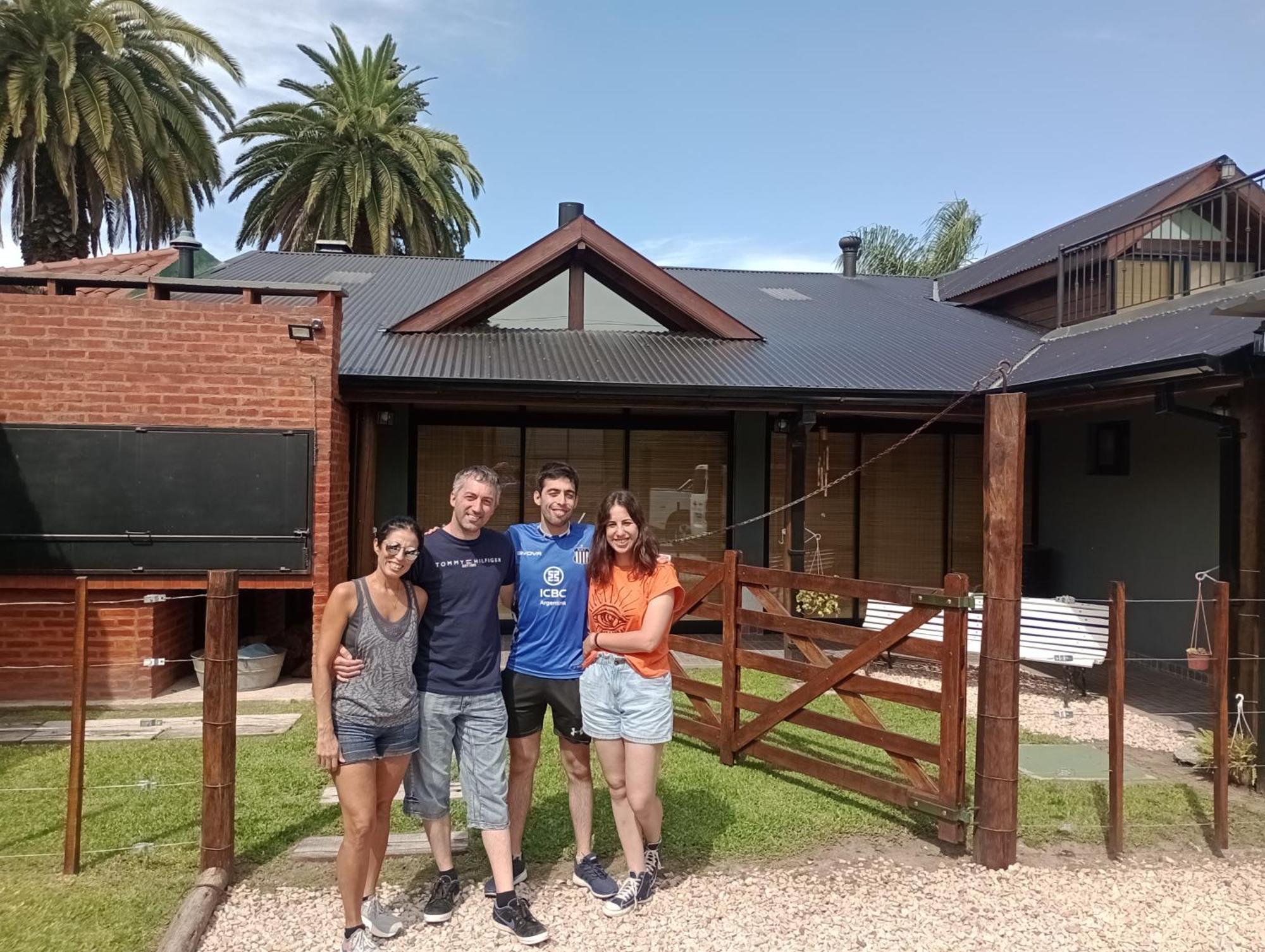 Luis GuillonEscala Ezeiza Loft Con Desayunoアパートメント エクステリア 写真
