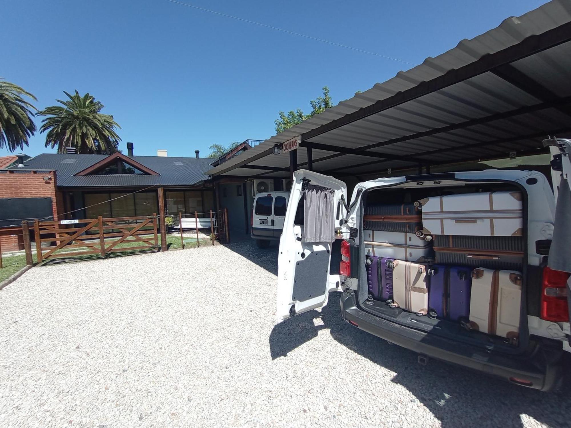 Luis GuillonEscala Ezeiza Loft Con Desayunoアパートメント エクステリア 写真